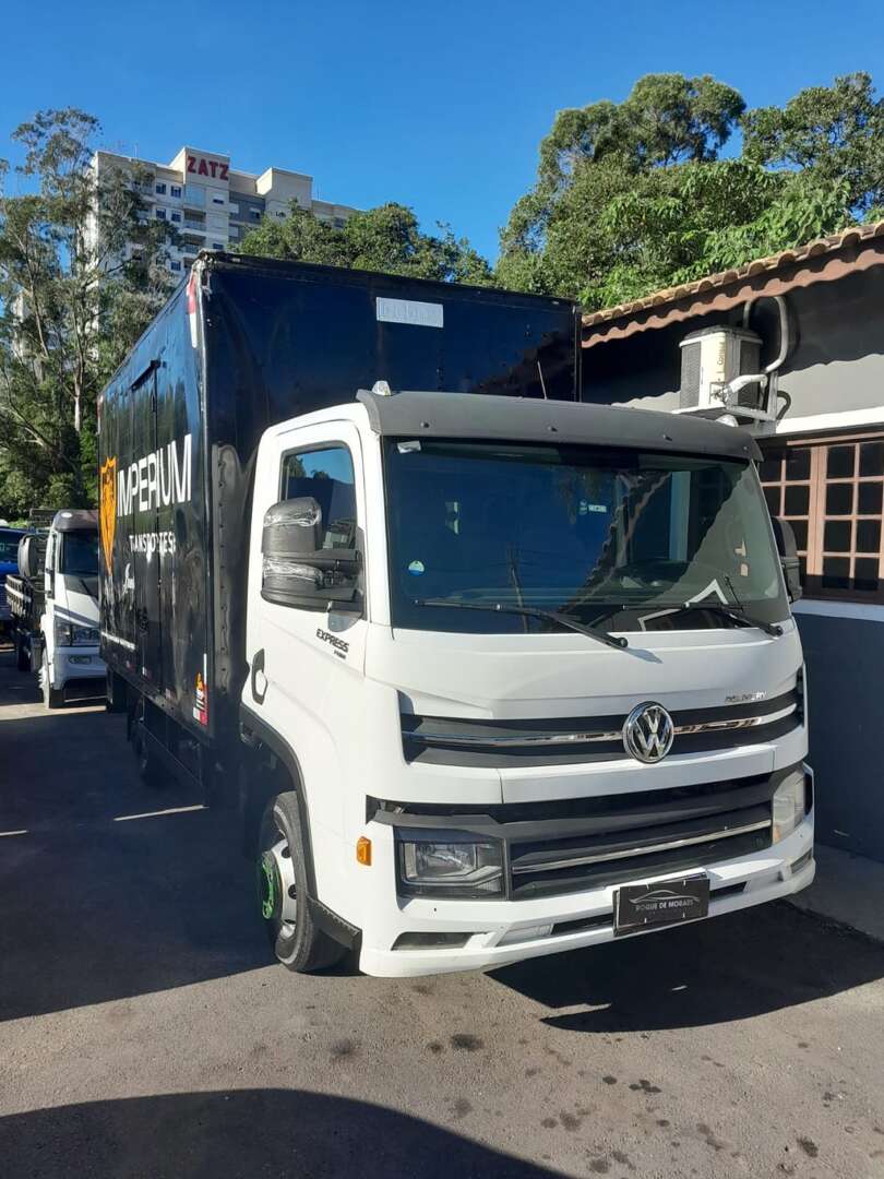 Caminhão VOLKSWAGEN DELIVERY EXPRESS Baú Furgão ANO 2021 de Roque de Moraes Caminhões em São Paulo