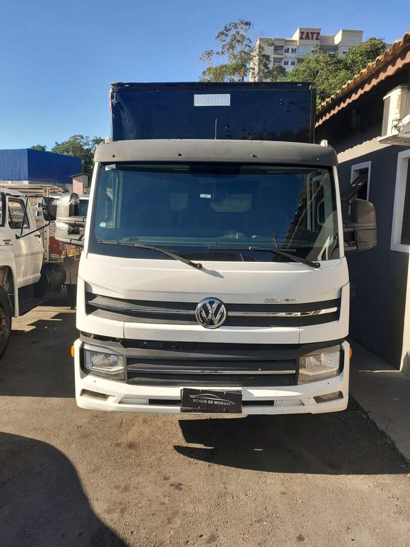 Caminhão VOLKSWAGEN DELIVERY EXPRESS Baú Furgão ANO 2021 de Roque de Moraes Caminhões em São Paulo
