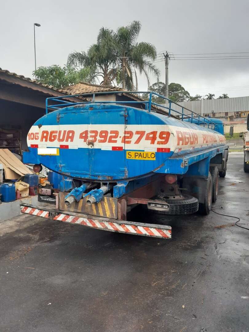 Caminhão MERCEDES BENZ MB 1513 Tanque Pipa ANO 1980 de Roque de Moraes Caminhões em São Paulo