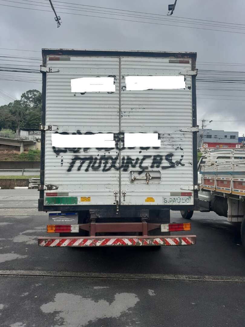 Caminhão MERCEDES BENZ MB 608 Baú Furgão ANO 1986 de Roque de Moraes Caminhões em São Paulo
