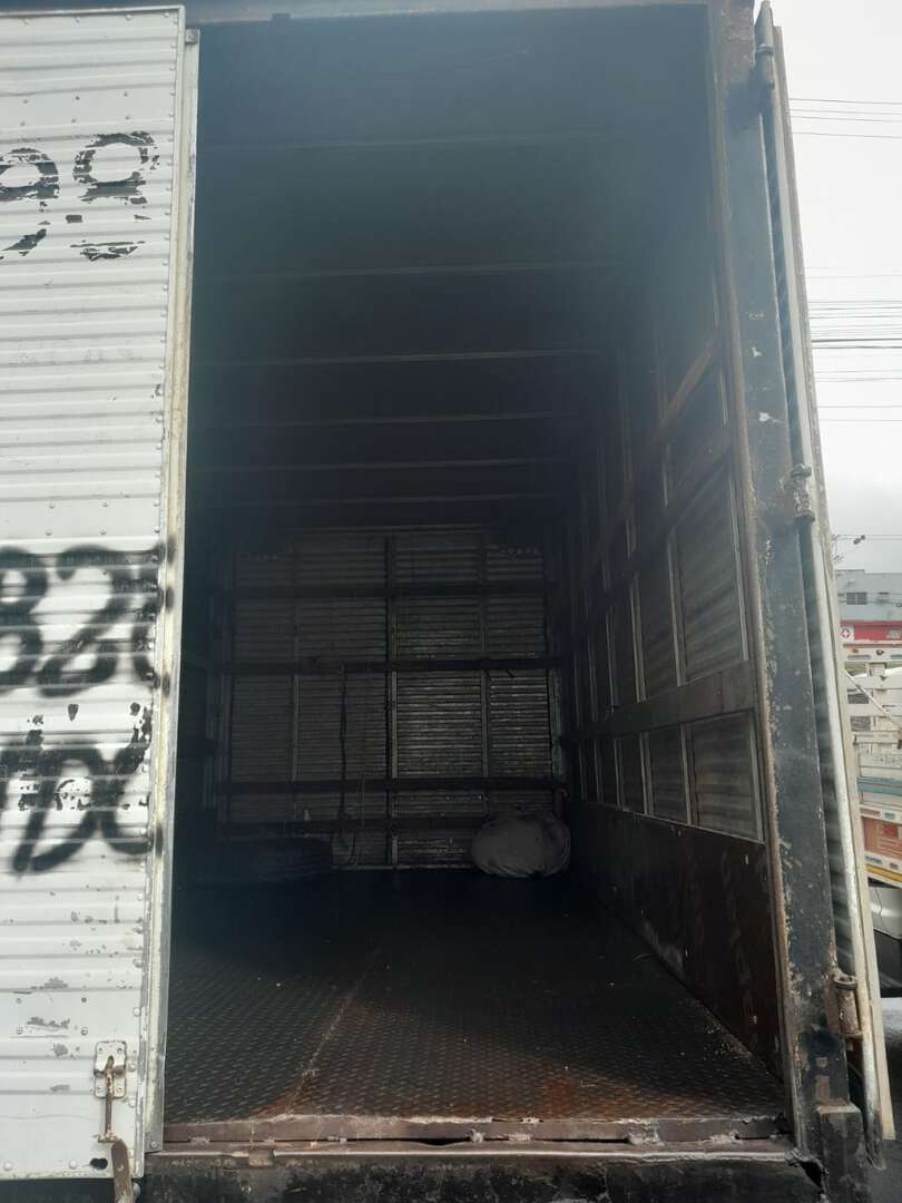 Caminhão MERCEDES BENZ MB 608 Baú Furgão ANO 1986 de Roque de Moraes Caminhões em São Paulo