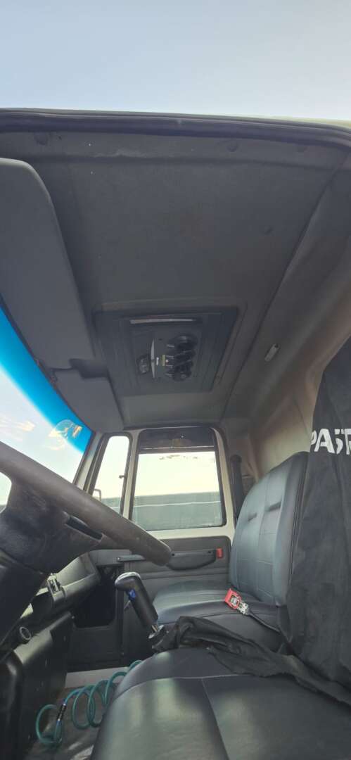 Caminhão FORD CARGO 2628 Caçamba Basculante ANO 2008 de Durau e Stoco Comercio de Caminhões LTDA no Paraná