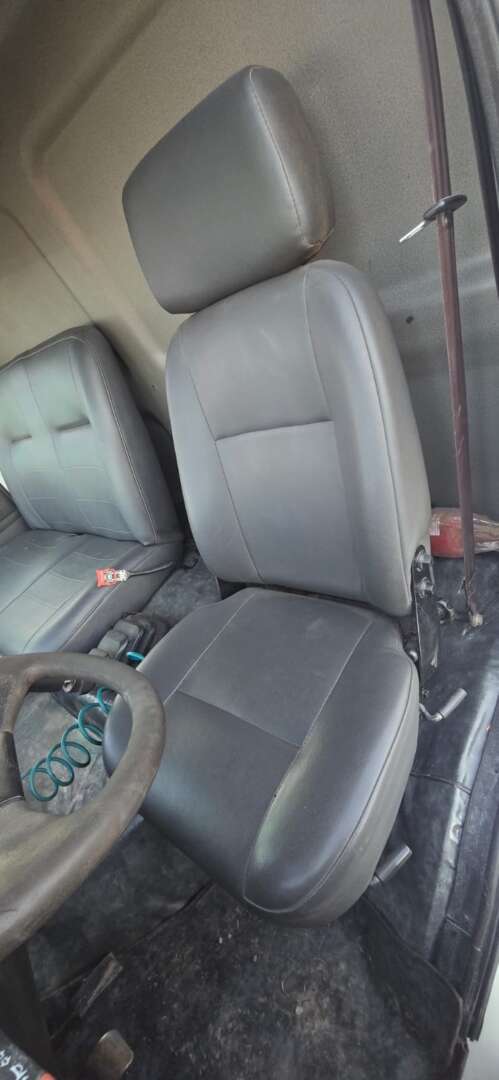 Caminhão FORD CARGO 2628 Caçamba Basculante ANO 2008 de Durau e Stoco Comercio de Caminhões LTDA no Paraná