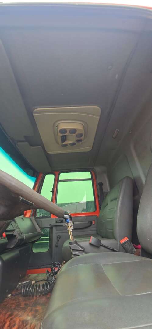 Caminhão FORD CARGO 2628 Caçamba Basculante ANO 2009 de Durau e Stoco Comercio de Caminhões LTDA no Paraná