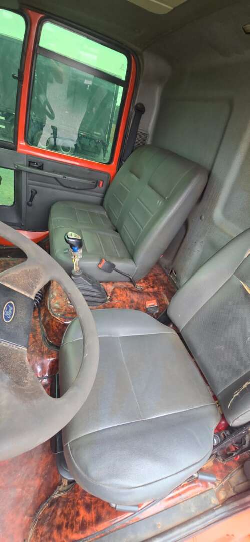 Caminhão FORD CARGO 2628 Caçamba Basculante ANO 2009 de Durau e Stoco Comercio de Caminhões LTDA no Paraná