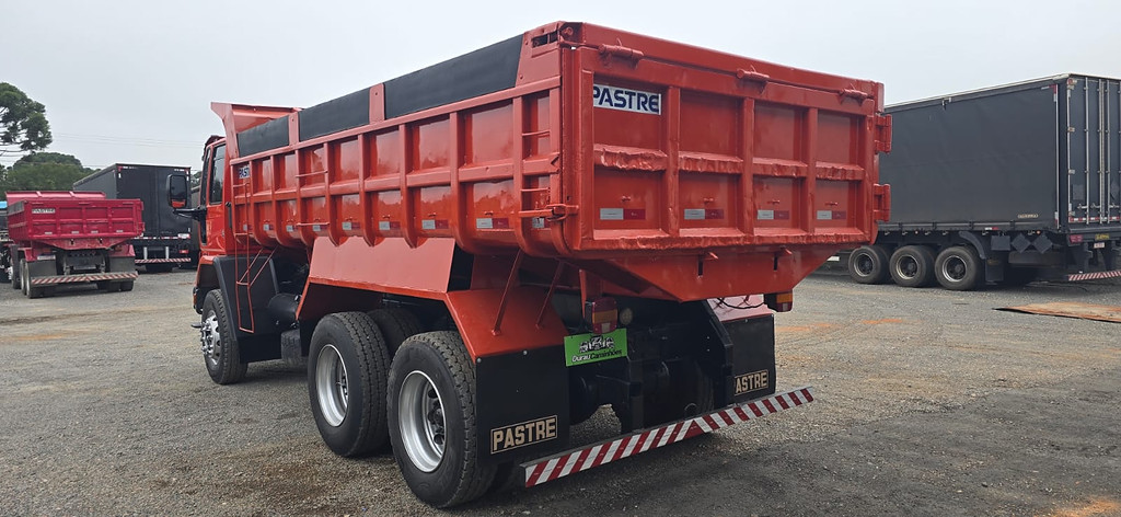 Caminhão FORD CARGO 2628 Caçamba Basculante ANO 2009 de Durau e Stoco Comercio de Caminhões LTDA no Paraná