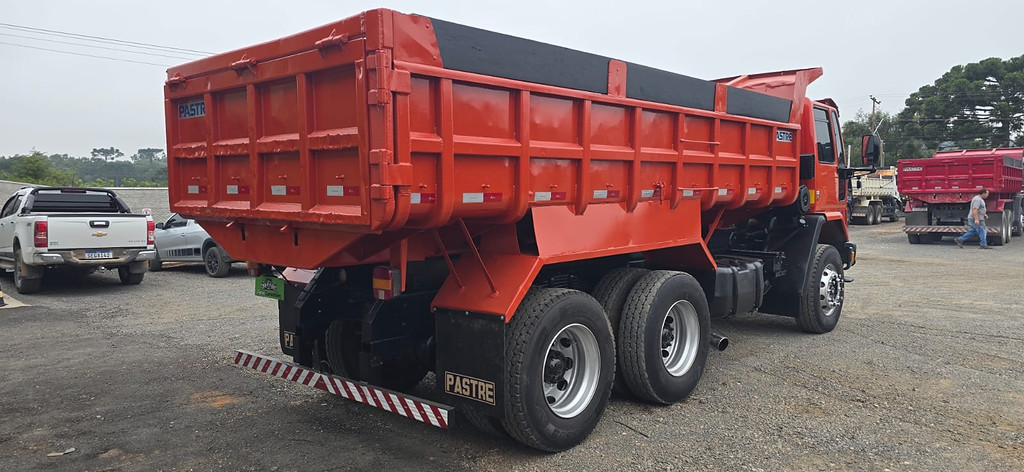 Caminhão FORD CARGO 2628 Caçamba Basculante ANO 2009 de Durau e Stoco Comercio de Caminhões LTDA no Paraná