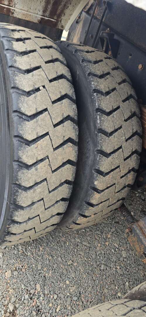 Caminhão FORD CARGO 2628 Caçamba Basculante ANO 2011 de Durau e Stoco Comercio de Caminhões LTDA no Paraná