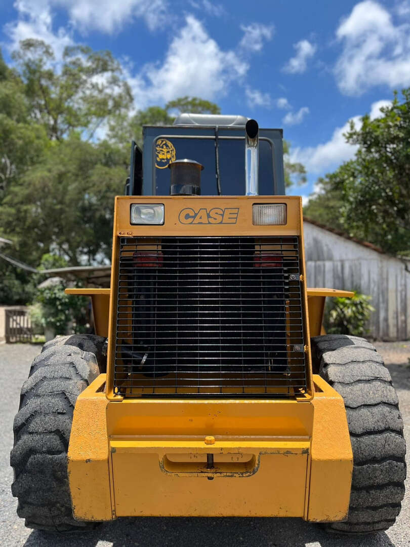 PA CARREGADEIRA CASE W20E ANO 1999 de Durau e Stoco Comercio de Caminhões LTDA no Paraná