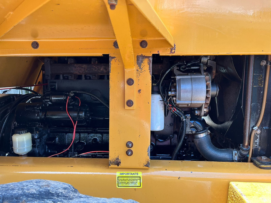 PA CARREGADEIRA CASE W20E ANO 1999 de Durau e Stoco Comercio de Caminhões LTDA no Paraná