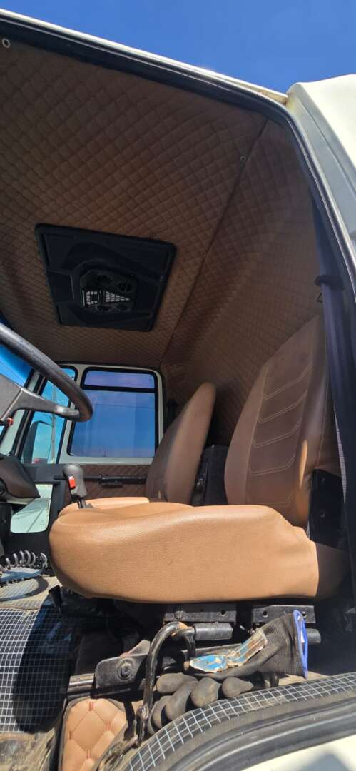 Caminhão FORD CARGO 1517 Prancha ANO 2004 de Durau e Stoco Comercio de Caminhões LTDA no Paraná