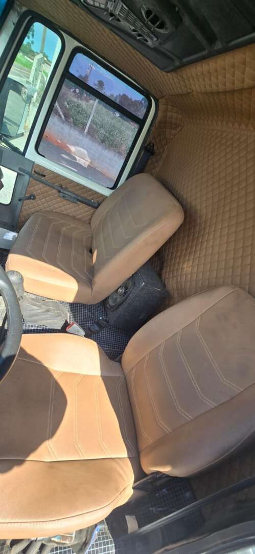 Caminhão FORD CARGO 1517 Prancha ANO 2004 de Durau e Stoco Comercio de Caminhões LTDA no Paraná