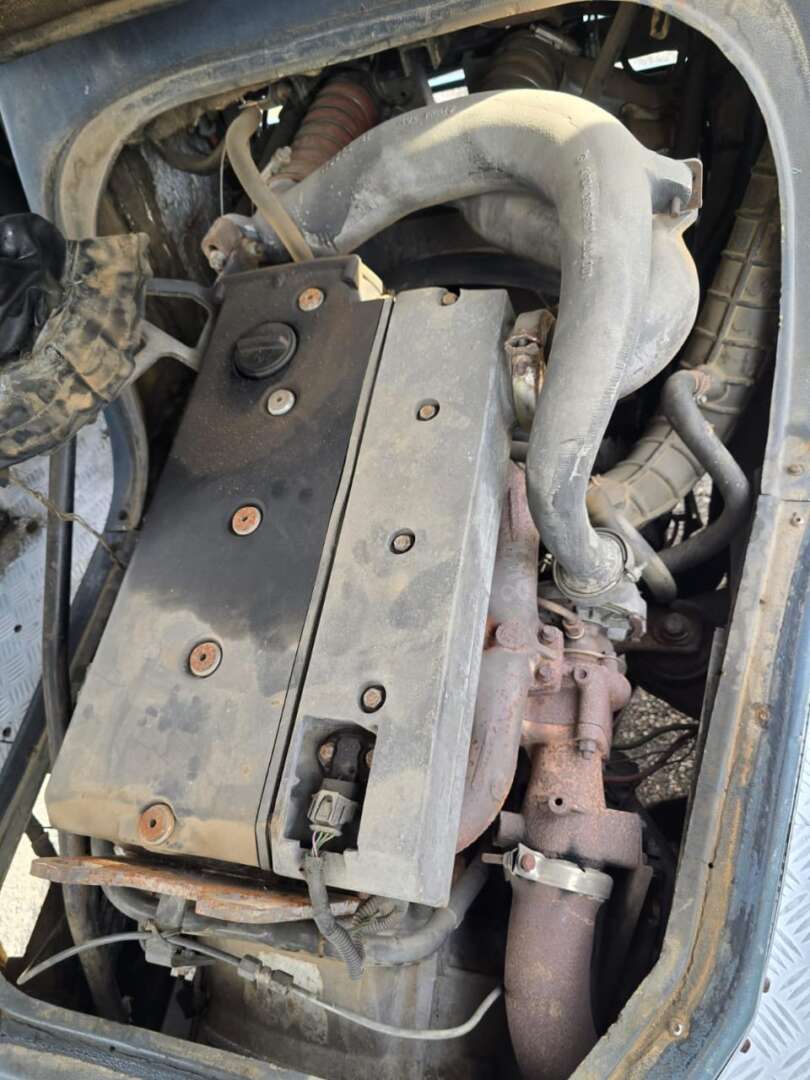 ÔNIBUS MERCEDES BENZ MB 1418 Passageiro ANO 2004 de Durau e Stoco Comercio de Caminhões LTDA no Paraná