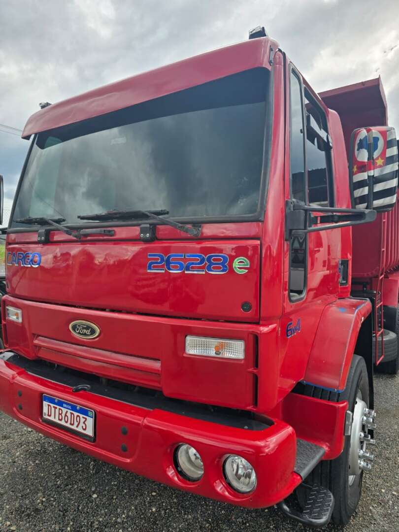 Caminhão FORD CARGO 2628 Caçamba Basculante ANO 2006 de Durau e Stoco Comercio de Caminhões LTDA no Paraná