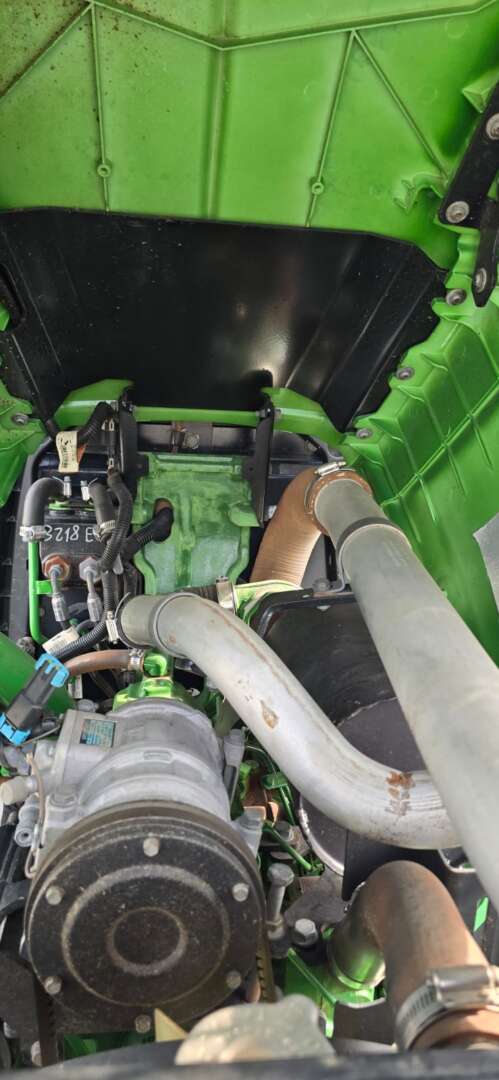 TRATOR JOHN DEERE JOHN DEERE 5080 ANO 2019 de Durau e Stoco Comercio de Caminhões LTDA no Paraná