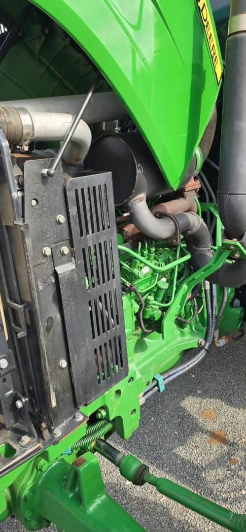 TRATOR JOHN DEERE JOHN DEERE 5080 ANO 2019 de Durau e Stoco Comercio de Caminhões LTDA no Paraná