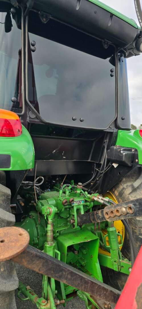 TRATOR JOHN DEERE JOHN DEERE 5080 ANO 2019 de Durau e Stoco Comercio de Caminhões LTDA no Paraná