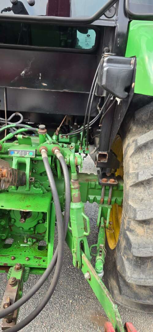 TRATOR JOHN DEERE JOHN DEERE 5080 ANO 2019 de Durau e Stoco Comercio de Caminhões LTDA no Paraná