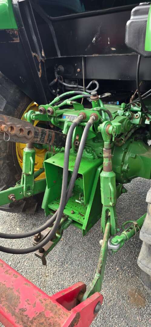 TRATOR JOHN DEERE JOHN DEERE 5080 ANO 2019 de Durau e Stoco Comercio de Caminhões LTDA no Paraná