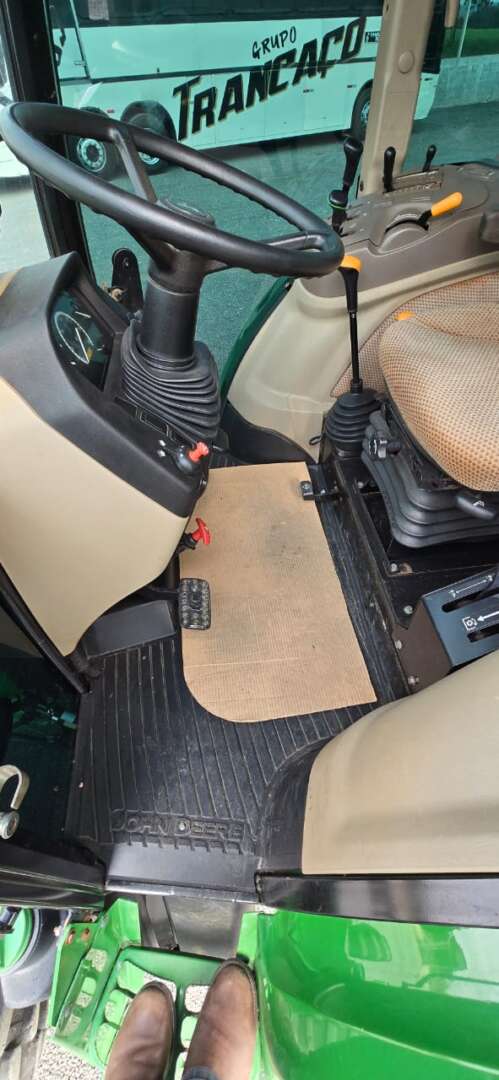 TRATOR JOHN DEERE JOHN DEERE 5080 ANO 2019 de Durau e Stoco Comercio de Caminhões LTDA no Paraná