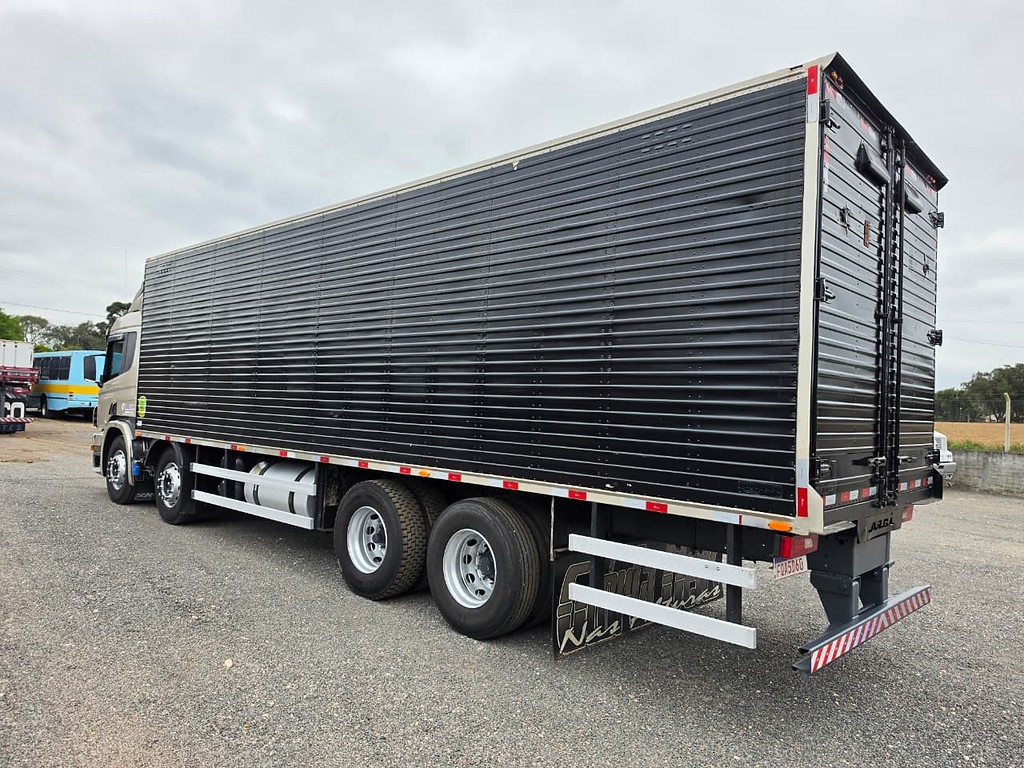Caminhão SCANIA P310 Baú Furgão ANO 2014 de Durau e Stoco Comercio de Caminhões LTDA no Paraná