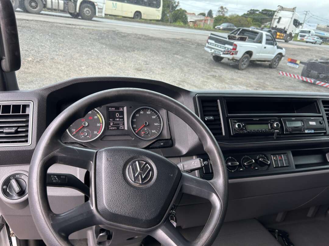 Caminhão VOLKSWAGEN VW 9170 Baú Furgão ANO 2022 de Linha Verde Caminhões e Máquinas no Paraná