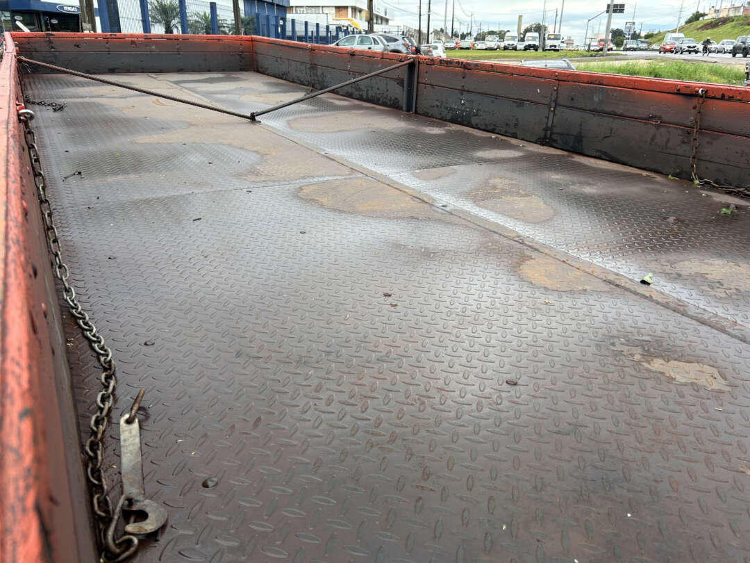 Caminhão MERCEDES BENZ MB 1620 Carga Seca ANO 1998 de Linha Verde Caminhões e Máquinas no Paraná