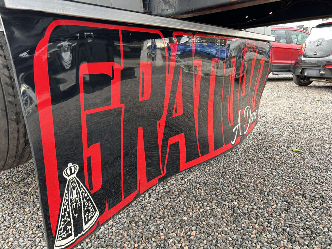 Caminhão MERCEDES BENZ MB 1620 Carga Seca ANO 1998 de Linha Verde Caminhões e Máquinas no Paraná