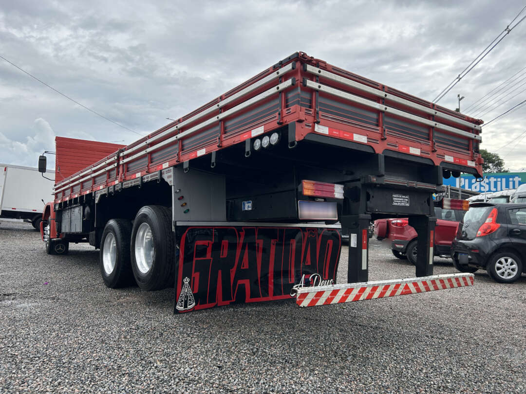 Caminhão MERCEDES BENZ MB 1620 Carga Seca ANO 1998 de Linha Verde Caminhões e Máquinas no Paraná
