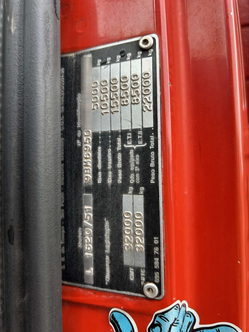 Caminhão MERCEDES BENZ MB 1620 Carga Seca ANO 1998 de Linha Verde Caminhões e Máquinas no Paraná