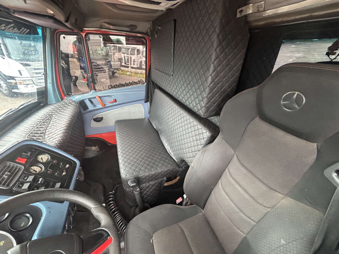 Caminhão MERCEDES BENZ MB 1620 Carga Seca ANO 1998 de Linha Verde Caminhões e Máquinas no Paraná