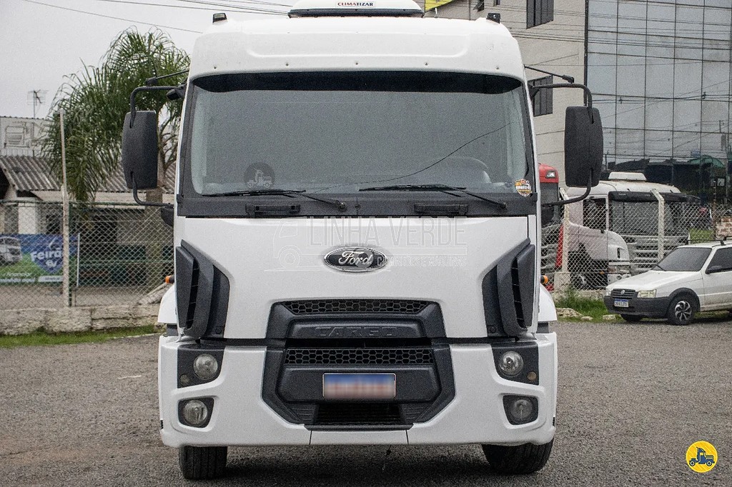 Caminhão FORD CARGO 2628 Chassis ANO 2012 de Linha Verde Caminhões e Máquinas no Paraná