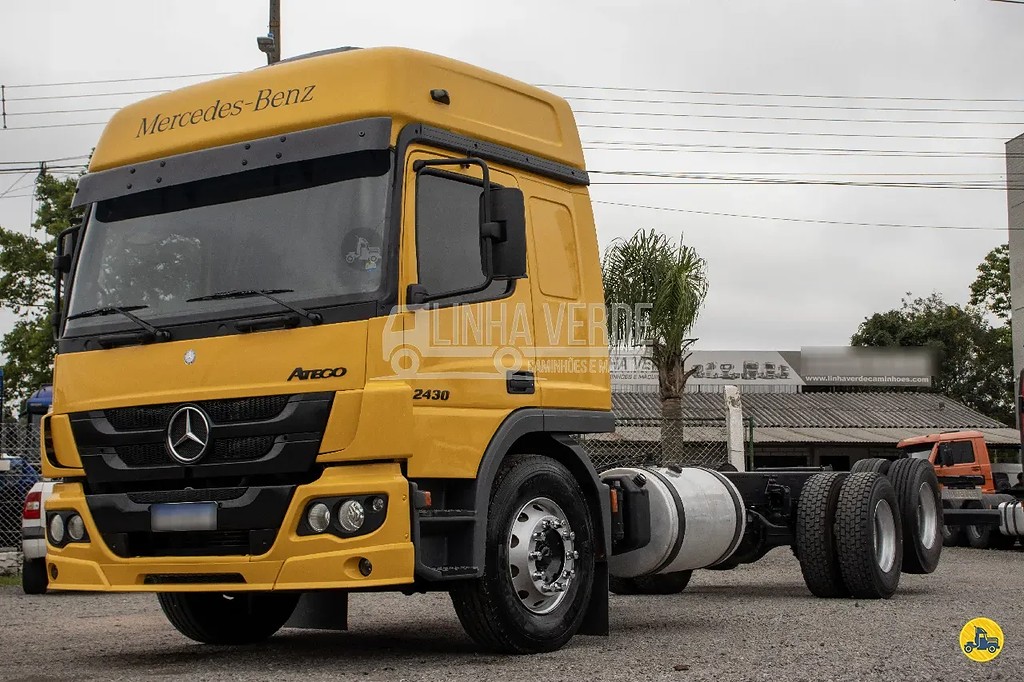 Caminhão MERCEDES BENZ MB 2430 Chassis ANO 2018