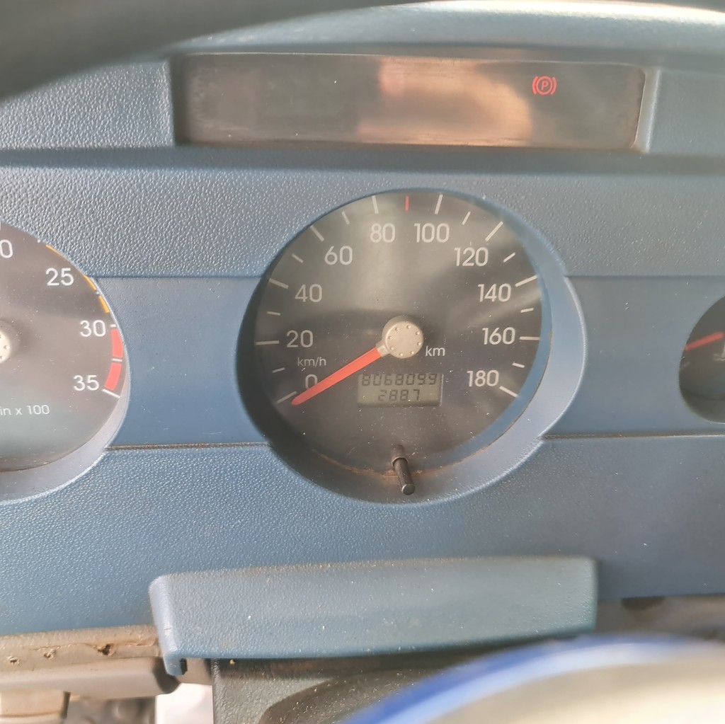 Caminhão VOLKSWAGEN VW 8150 Baú Frigorífico ANO 2010 de MegaTruck MS no Mato Grosso do Sul