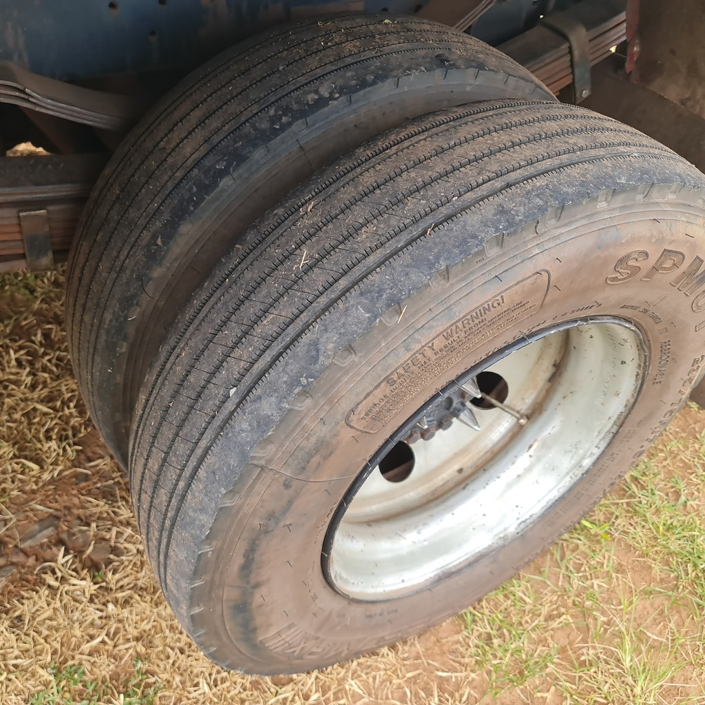 Caminhão VOLKSWAGEN VW 8150 Baú Frigorífico ANO 2010 de MegaTruck MS no Mato Grosso do Sul