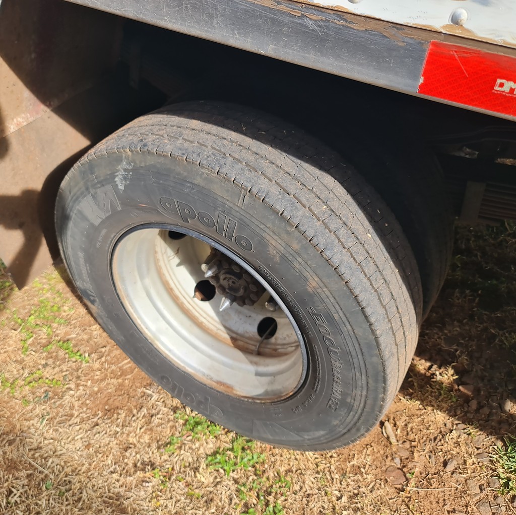 Caminhão VOLKSWAGEN VW 8150 Baú Frigorífico ANO 2010 de MegaTruck MS no Mato Grosso do Sul