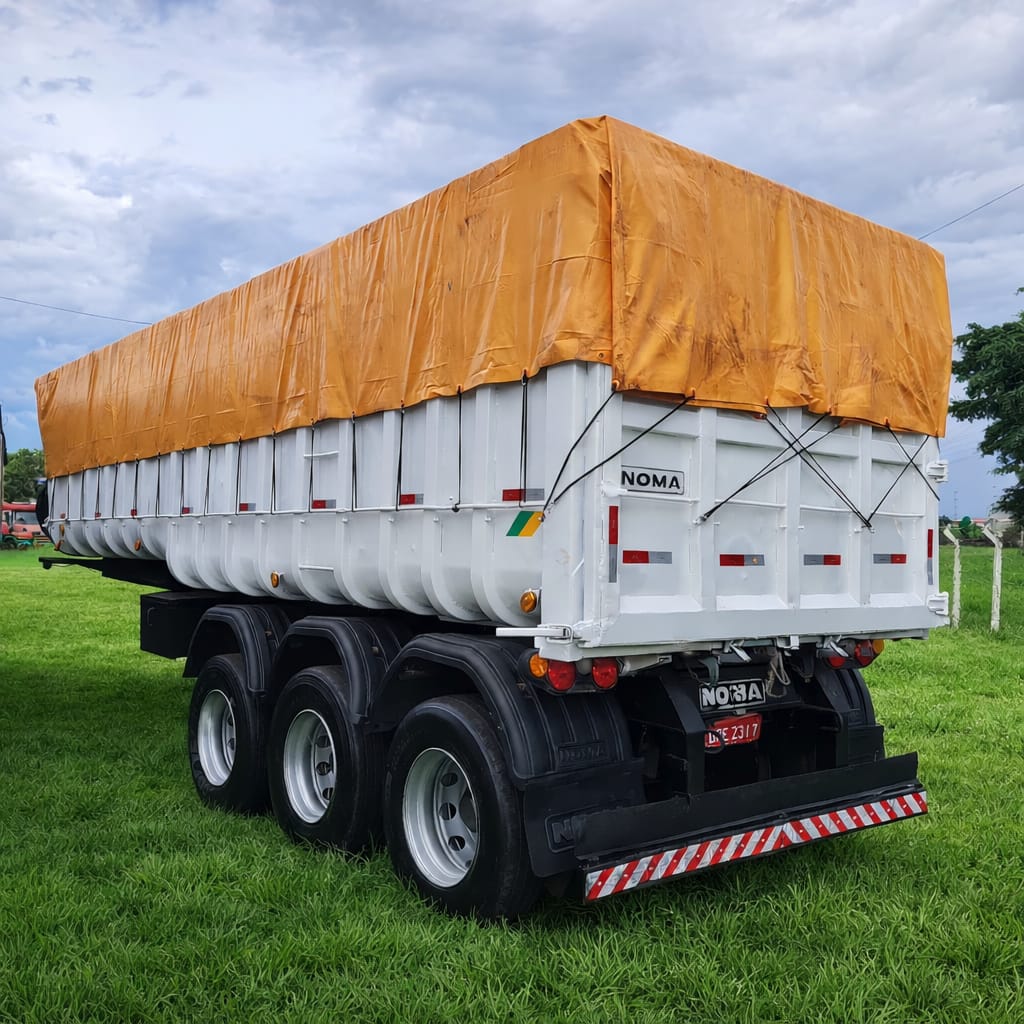 Carreta SEMI-REBOQUE CACAMBA Noma ANO 2011 3 Eixos de MegaTruck MS no Mato Grosso do Sul