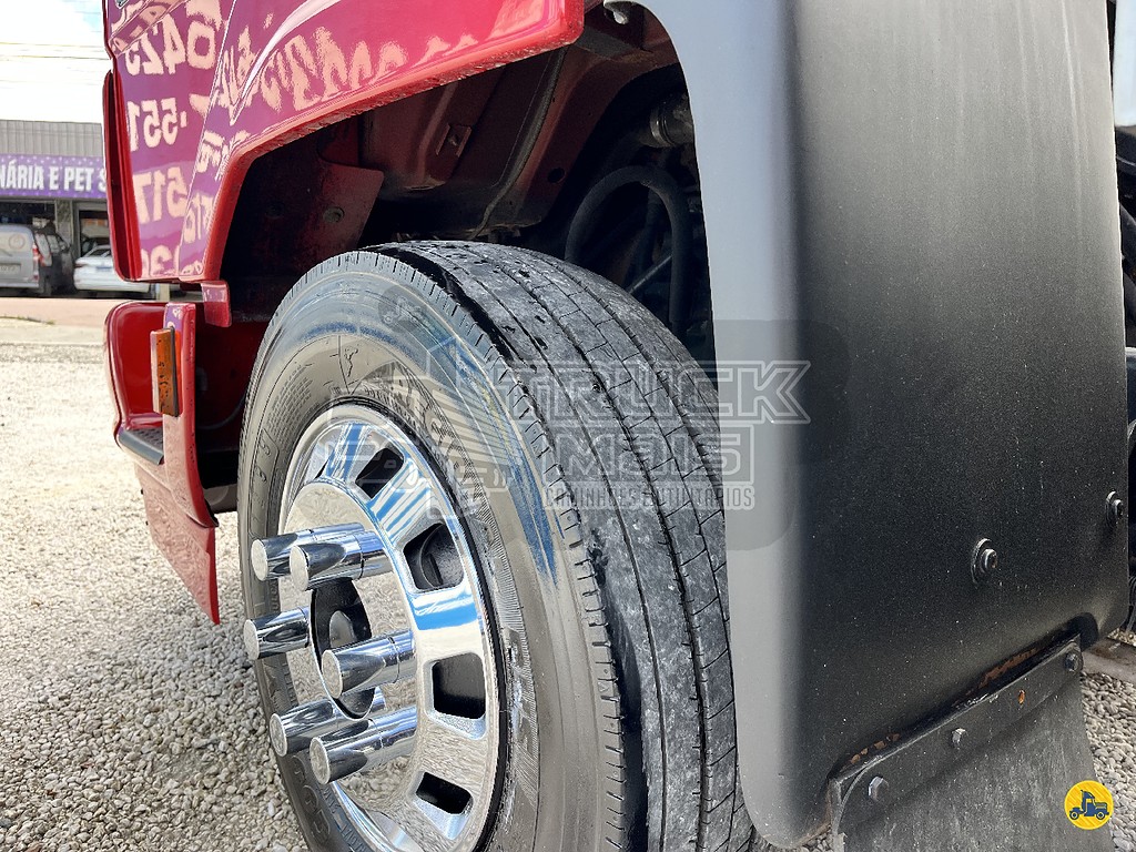 Caminhão FORD CARGO 816 Baú Furgão ANO 2013 de Truck Mais Caminhões no Paraná