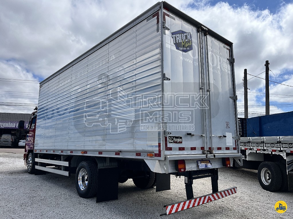 Caminhão FORD CARGO 816 Baú Furgão ANO 2013 de Truck Mais Caminhões no Paraná