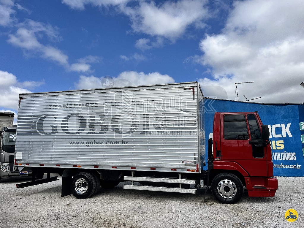 Caminhão FORD CARGO 816 Baú Furgão ANO 2013 de Truck Mais Caminhões no Paraná