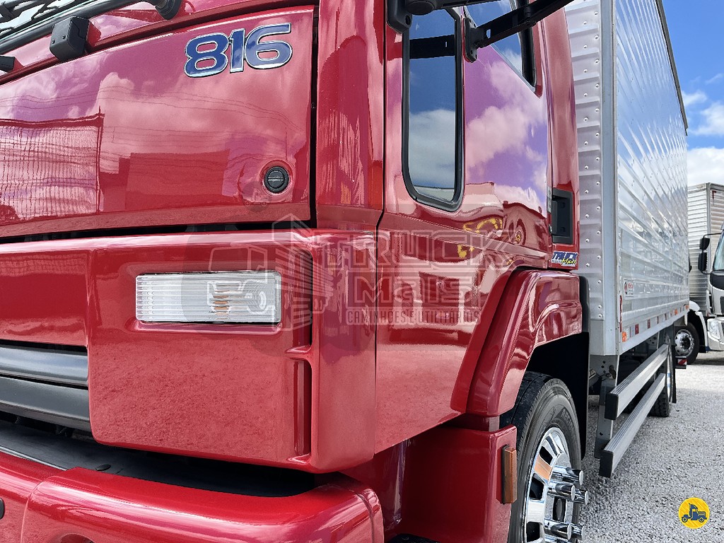 Caminhão FORD CARGO 816 Baú Furgão ANO 2013 de Truck Mais Caminhões no Paraná