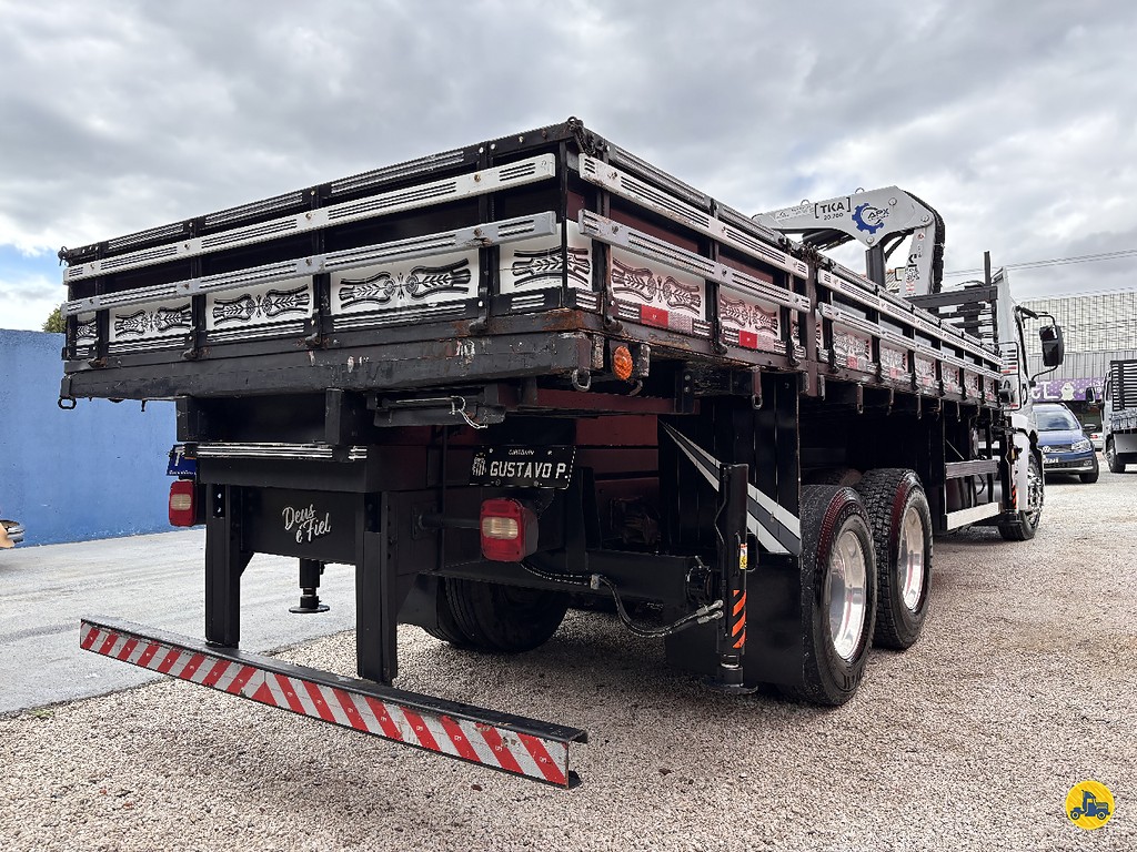 Caminhão VOLKSWAGEN VW 24280 Guincho Munck ANO 2015 de Truck Mais Caminhões no Paraná