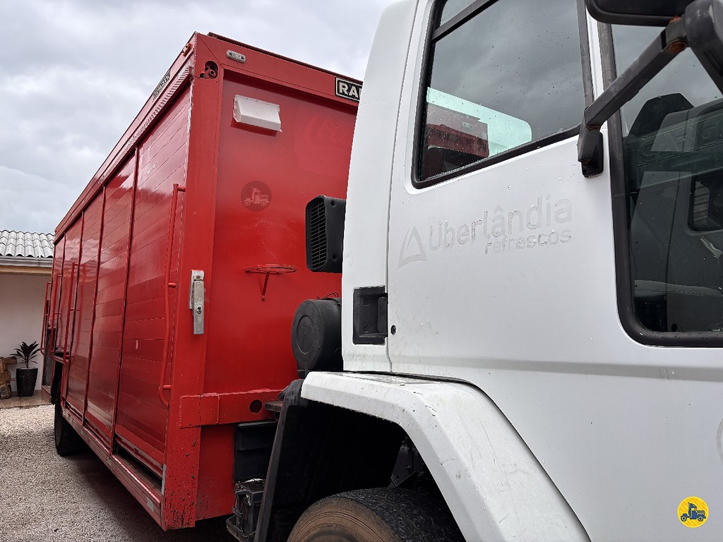 Caminhão FORD CARGO 1717 Baú Bebidas ANO 2007 de Truck Mais Caminhões no Paraná