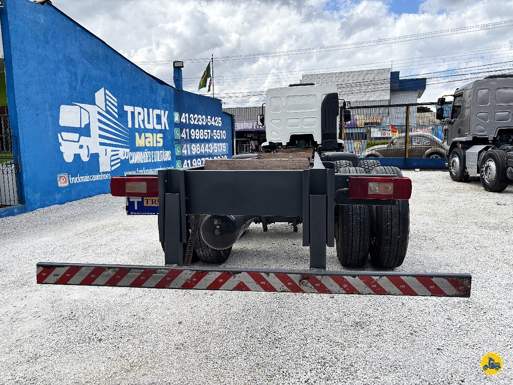 Caminhão VOLVO VM 330 Chassis ANO 2022 de Truck Mais Caminhões no Paraná
