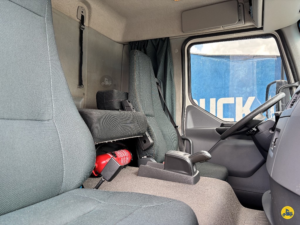 Caminhão VOLVO VM 330 Chassis ANO 2022 de Truck Mais Caminhões no Paraná