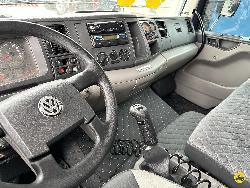 Caminhão VOLKSWAGEN VW 24250 Carga Seca ANO 2008 de Truck Mais Caminhões no Paraná