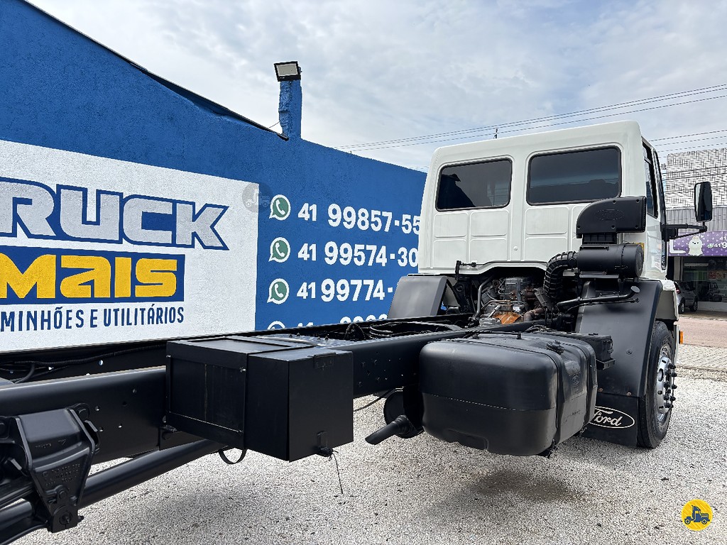 Caminhão FORD CARGO 1717 Chassis ANO 2007 de Truck Mais Caminhões no Paraná