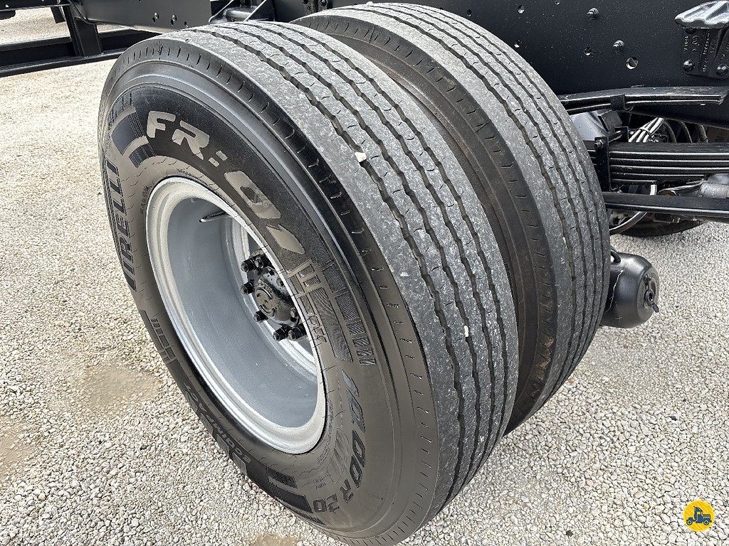 Caminhão FORD CARGO 1717 Chassis ANO 2007 de Truck Mais Caminhões no Paraná