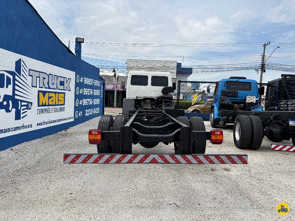 Caminhão FORD CARGO 1717 Chassis ANO 2007 de Truck Mais Caminhões no Paraná