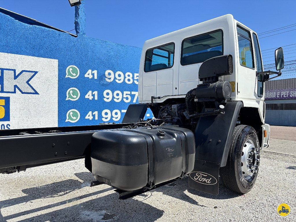 Caminhão FORD CARGO 1717 Chassis ANO 2007 de Truck Mais Caminhões no Paraná